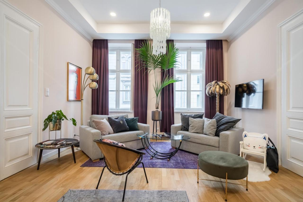 Bpr Adagio Design Home With A/C ブダペスト エクステリア 写真