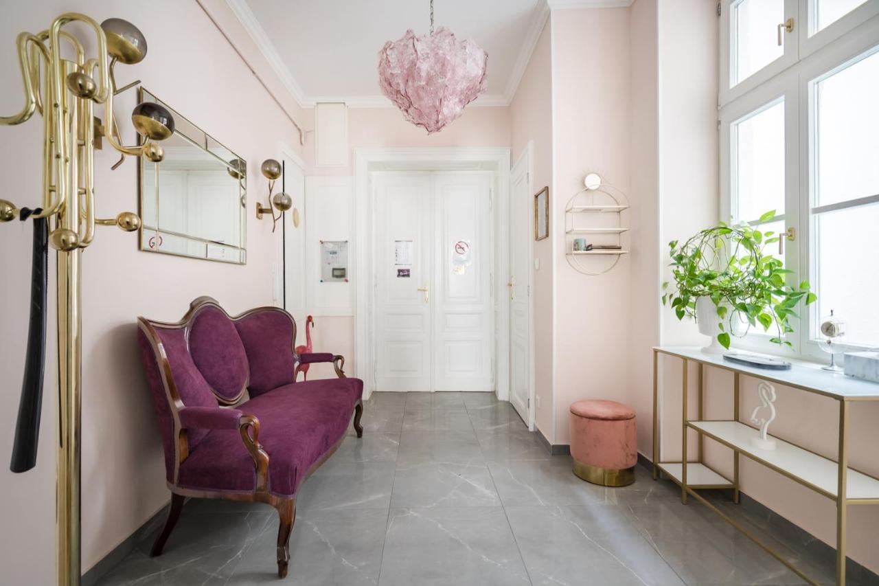 Bpr Adagio Design Home With A/C ブダペスト エクステリア 写真