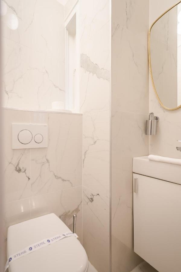 Bpr Adagio Design Home With A/C ブダペスト エクステリア 写真