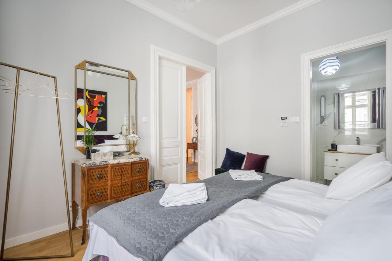 Bpr Adagio Design Home With A/C ブダペスト エクステリア 写真